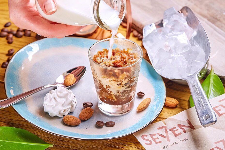  :   Granito con panna   
