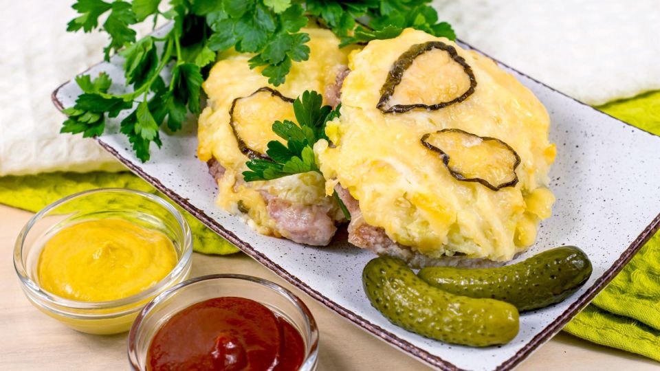 Без грибов и помидоров: вот что сделает мясо по-французски нежным и сочным