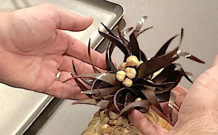 Шоколадная магия: как создать оригинальный букет цветов для учителя