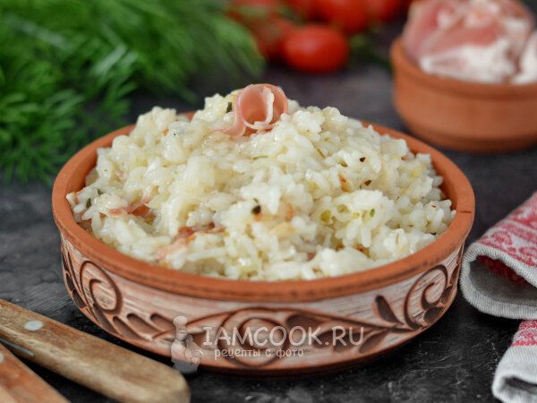 Идеальное сочетание вкуса: рис с беконом как альтернатива плову