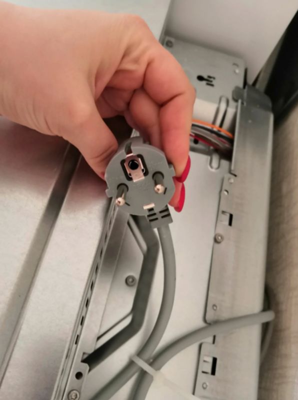 Как выбрать правильную розетку для духовки: советы по подключению и безопасности