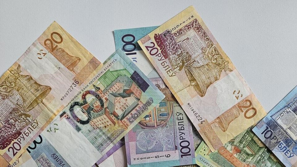 Кто в Беларуси может получить до 9,8 тыс. рублей на открытие бизнеса?