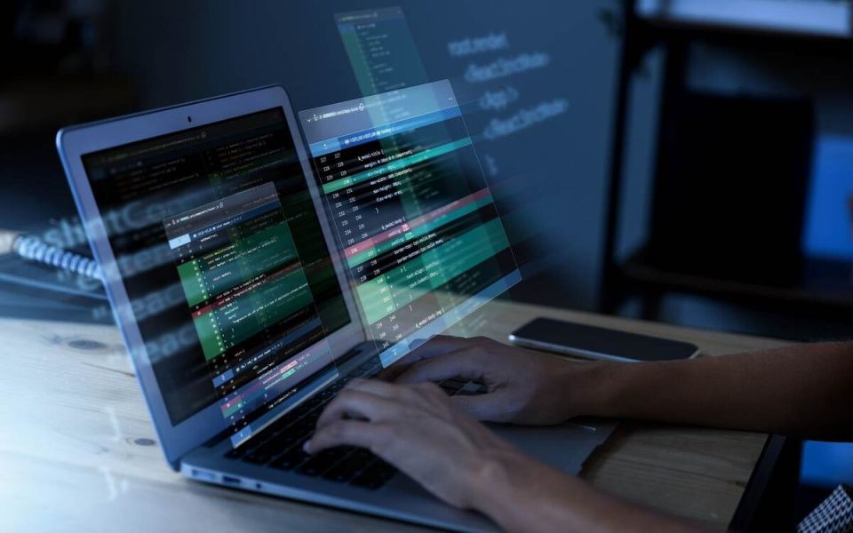 Бизнес на перепутье: обязательный переход на российское ПО станет реальностью