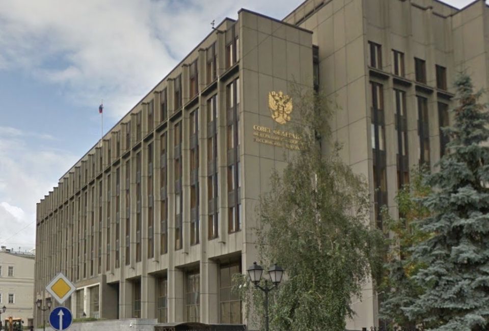 Чиновники освобождены от ежегодной отчетности: новый этап в борьбе с коррупцией