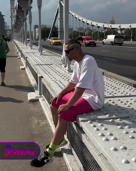   ,   ?    -           