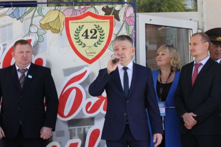                  42    