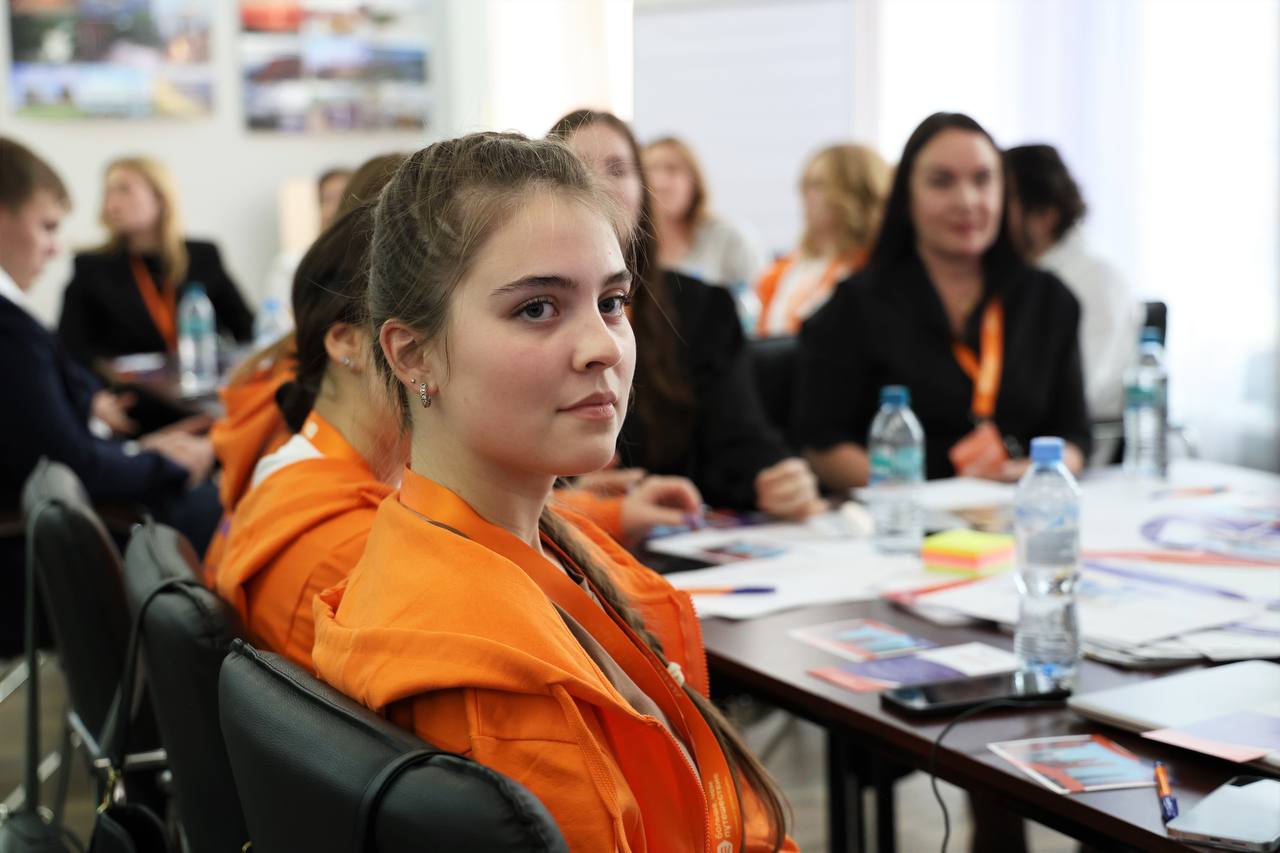 Участники двухдневного экспертного выезда программы Росмолодёжи «Больше, чем путешествие» представили свои туристические проекты, разработанные для Курганской области Участники двухдневного экспертного выезда программы Росмолодёжи «Больше, чем путешествие» представили свои туристические проекты, разработанные для Курганской области