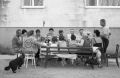Как соседи стали strangers: от дружбы до изоляции