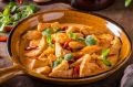 Вкусные приключения тайской кухни: курица с морковным салатом и имбирем