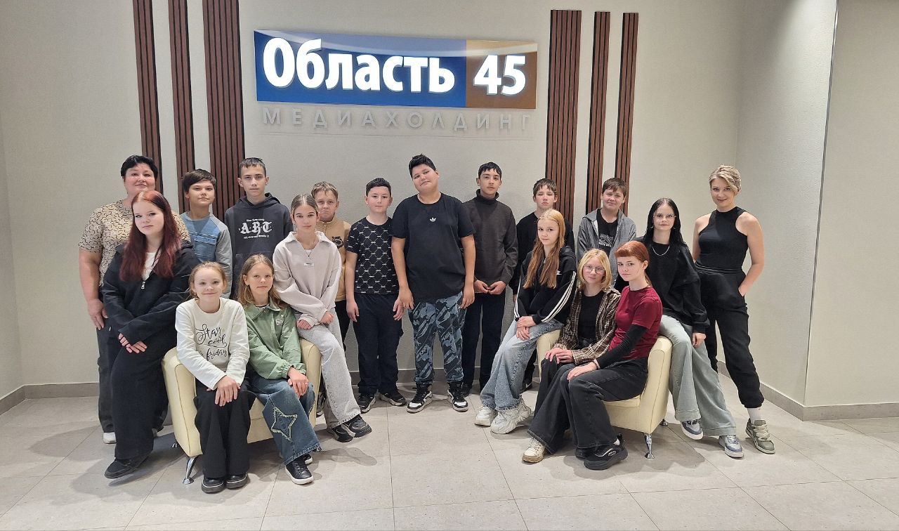 Сегодня, 29 октября, ученики школы № 48 заполонили наш офис и отправились в путешествие по кабинетам