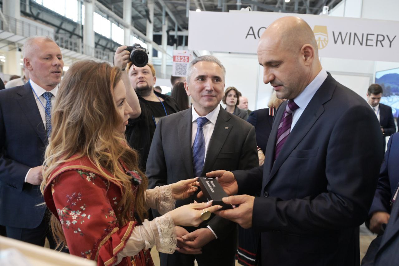 Артём Жога: Попробовал сегодня регионы Уральского федерального округа на вкус Артём Жога: Попробовал сегодня регионы Уральского федерального округа на вкус