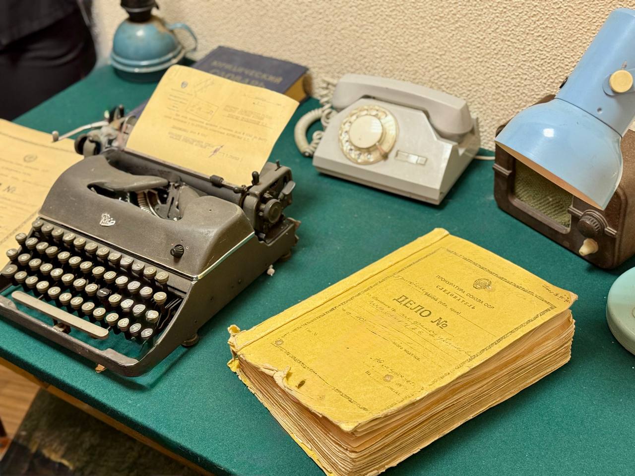 Сегодня на ознакомительной экскурсии в следственном управлении СК России по Курганской области побывали студенты 2 курса по специальностям «Юриспруденция» и «Правоохранительная деятельность» филиала Южно-Уральского колледжа Сегодня на ознакомительной экскурсии в следственном управлении СК России по Курганской области побывали студенты 2 курса по специальностям «Юриспруденция» и «Правоохранительная деятельность» филиала Южно-Уральского колледжа