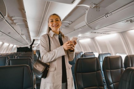 Чтобы полет был комфортным: какие места в самолете самые удобные