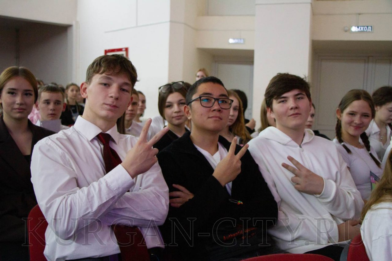 19-ая профильная смена «Город молодых», которая проходит на базе загородного оздоровительного лагеря им. Н Островского, завершает свою работу 19-ая профильная смена «Город молодых», которая проходит на базе загородного оздоровительного лагеря им. Н Островского, завершает свою работу