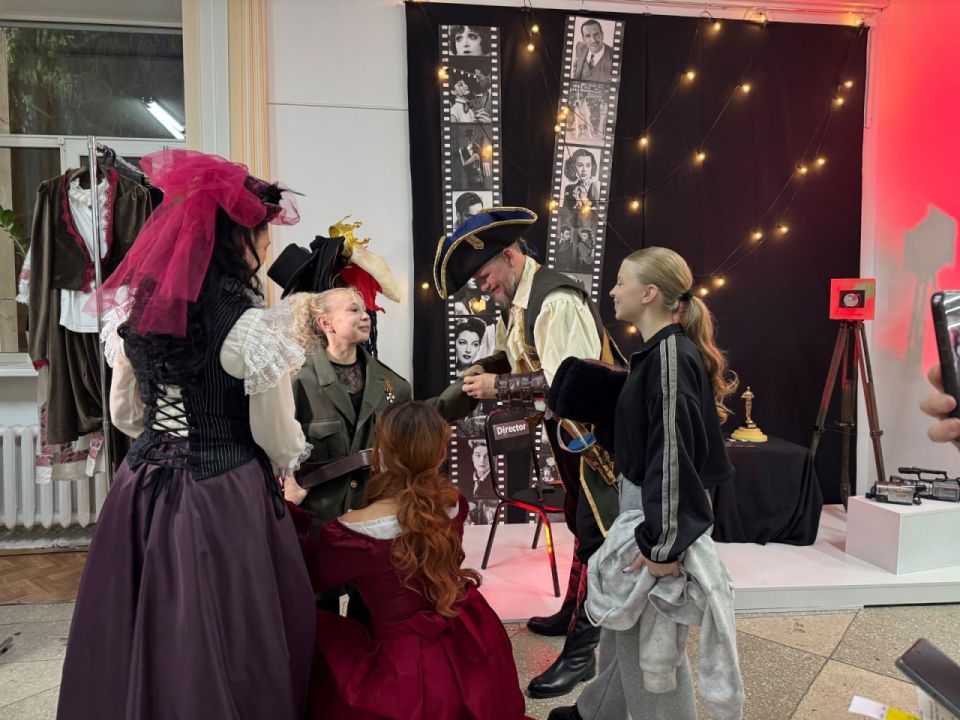  2800           -2025,   ,  ,         