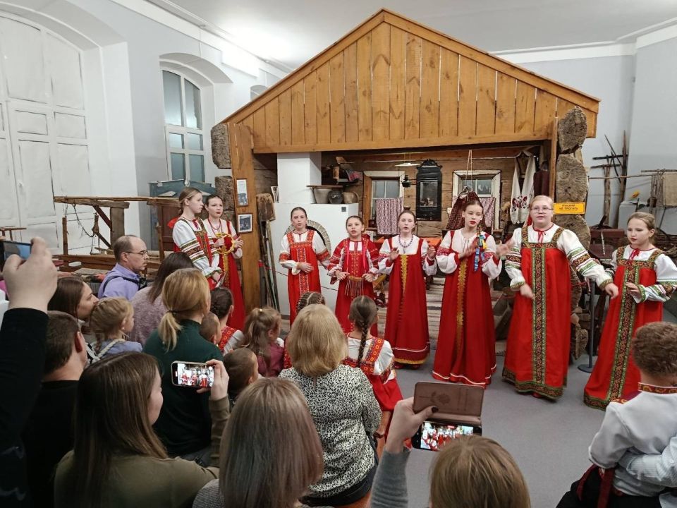  2800           -2025,   ,  ,         