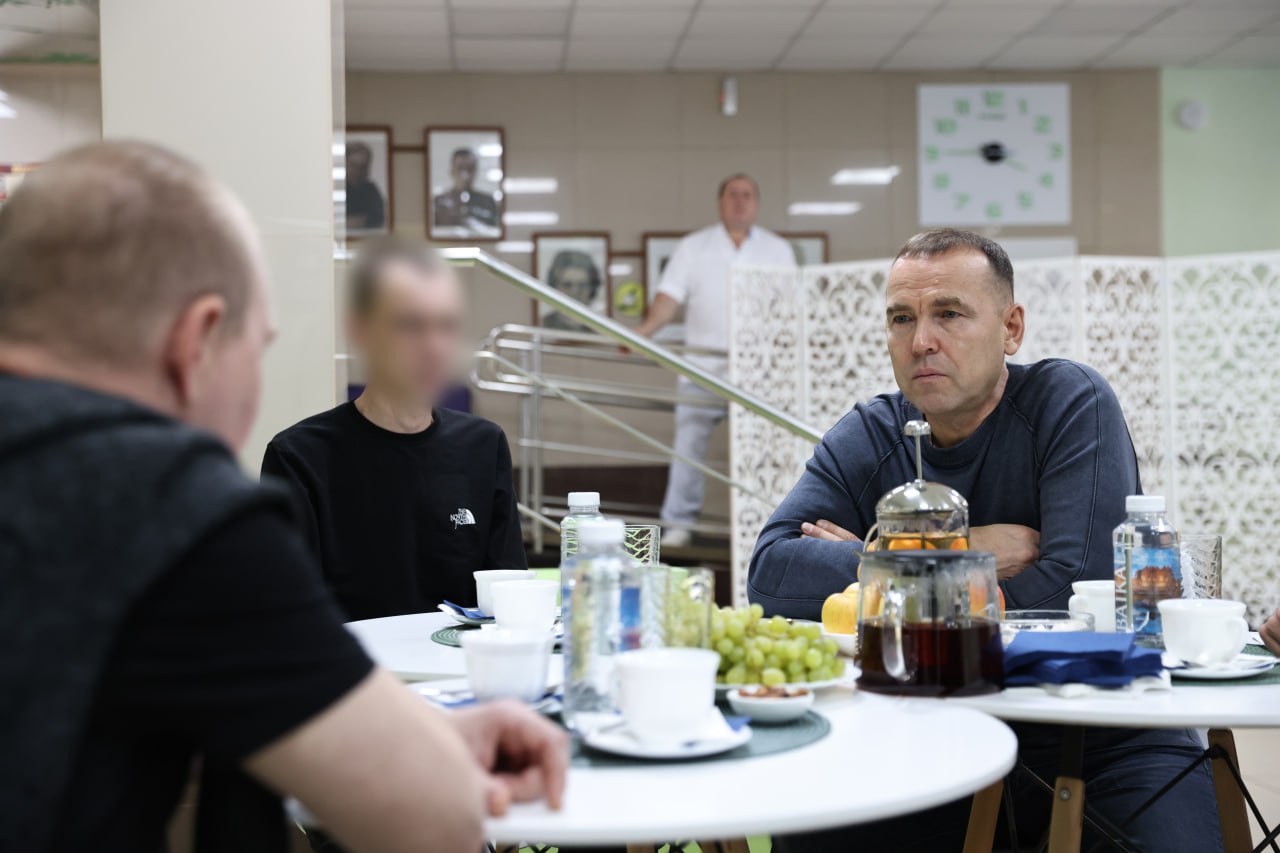 Губернатор Вадим Шумков поставил задачи по дальнейшему развитию Курганского областного госпиталя ветеранов войн Губернатор Вадим Шумков поставил задачи по дальнейшему развитию Курганского областного госпиталя ветеранов войн