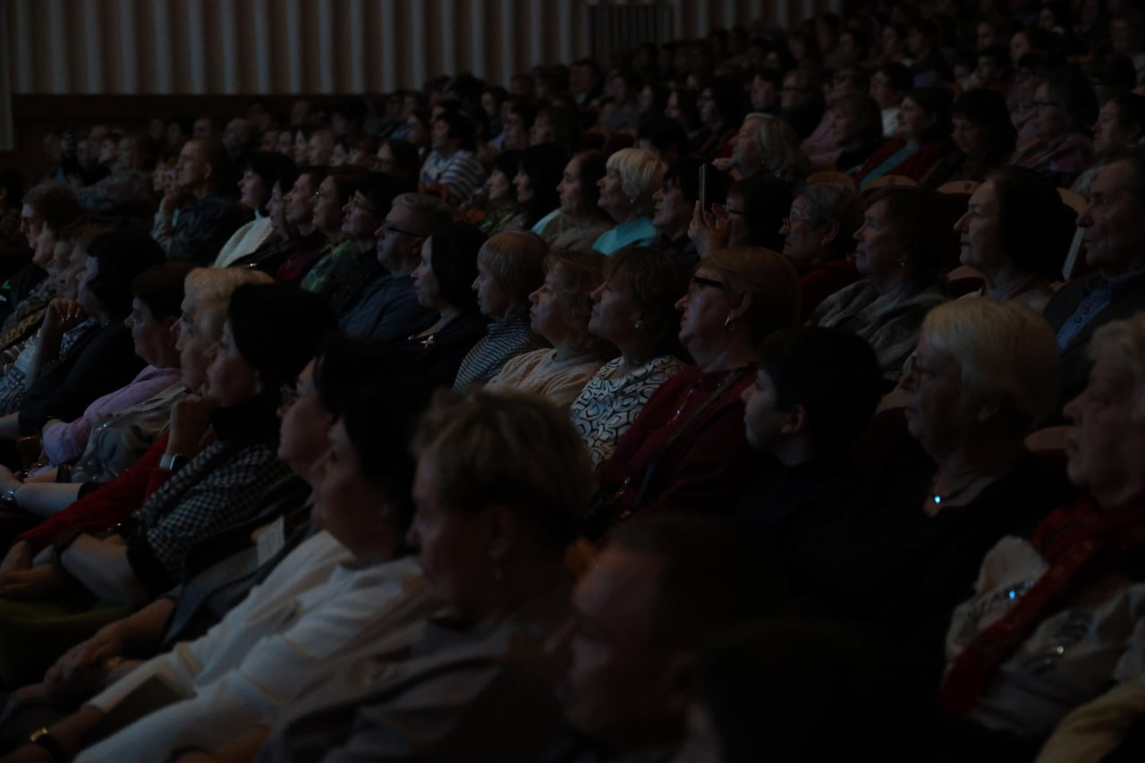 В Курганской филармонии состоялся концерт творческих коллективов и солистов Северо-Казахстанской областной филармонии им. Акана Серы из города Петропавловск Республики Казахстан В Курганской филармонии состоялся концерт творческих коллективов и солистов Северо-Казахстанской областной филармонии им. Акана Серы из города Петропавловск Республики Казахстан