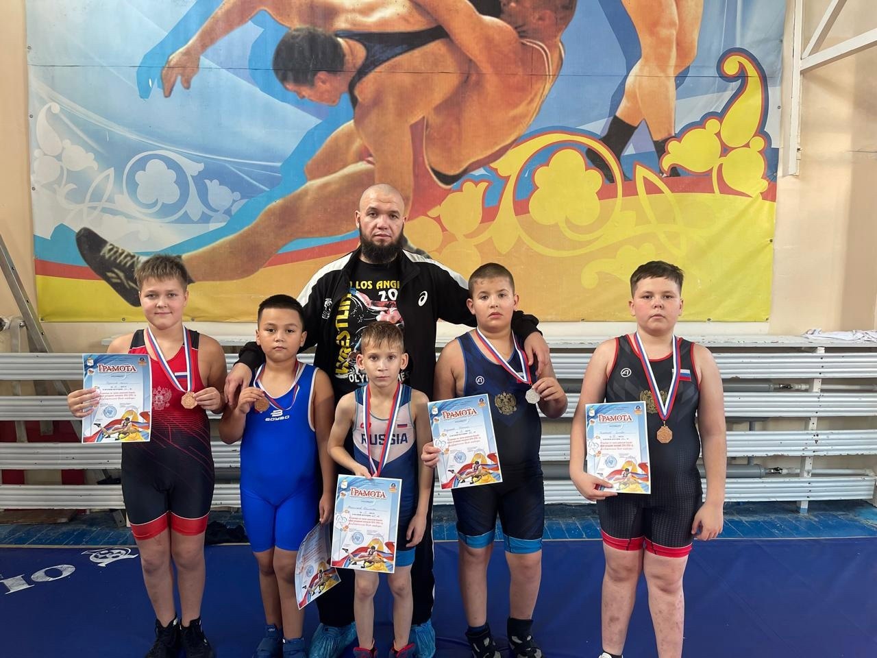 Продолжаем рассказывать об успехах курганских спортсменов, которые защищают честь Кургана и области на соревнованиях различного уровня Продолжаем рассказывать об успехах курганских спортсменов, которые защищают честь Кургана и области на соревнованиях различного уровня