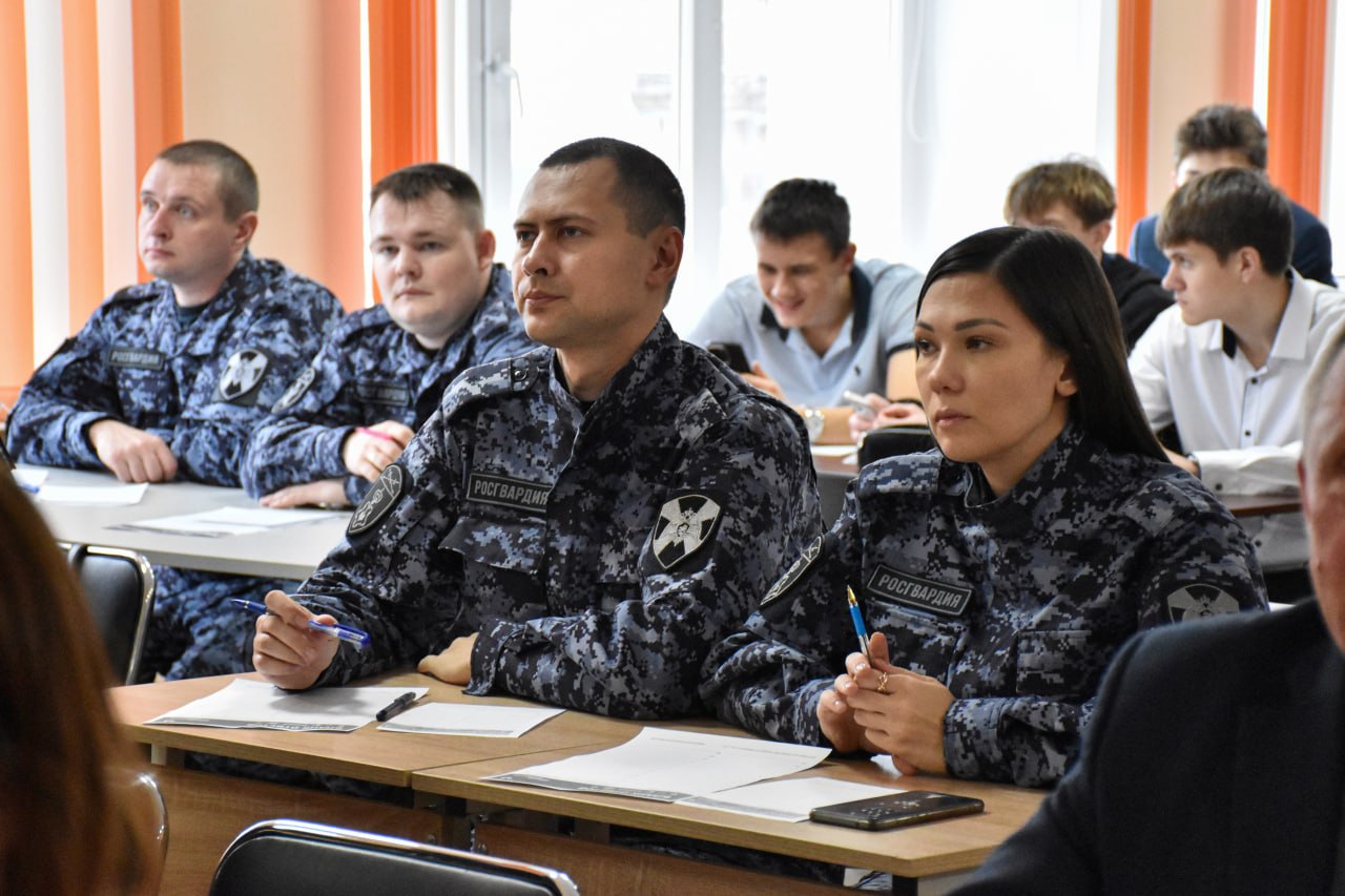 Жители Курганской области написали «Большой этнографический диктант», который в этом году стал частью программы мероприятий Международного фестиваля "Народы России и СНГ", проводимого по инициативе Президента Российской... Жители Курганской области написали «Большой этнографический диктант», который в этом году стал частью программы мероприятий Международного фестиваля "Народы России и СНГ", проводимого по инициативе Президента Российской...