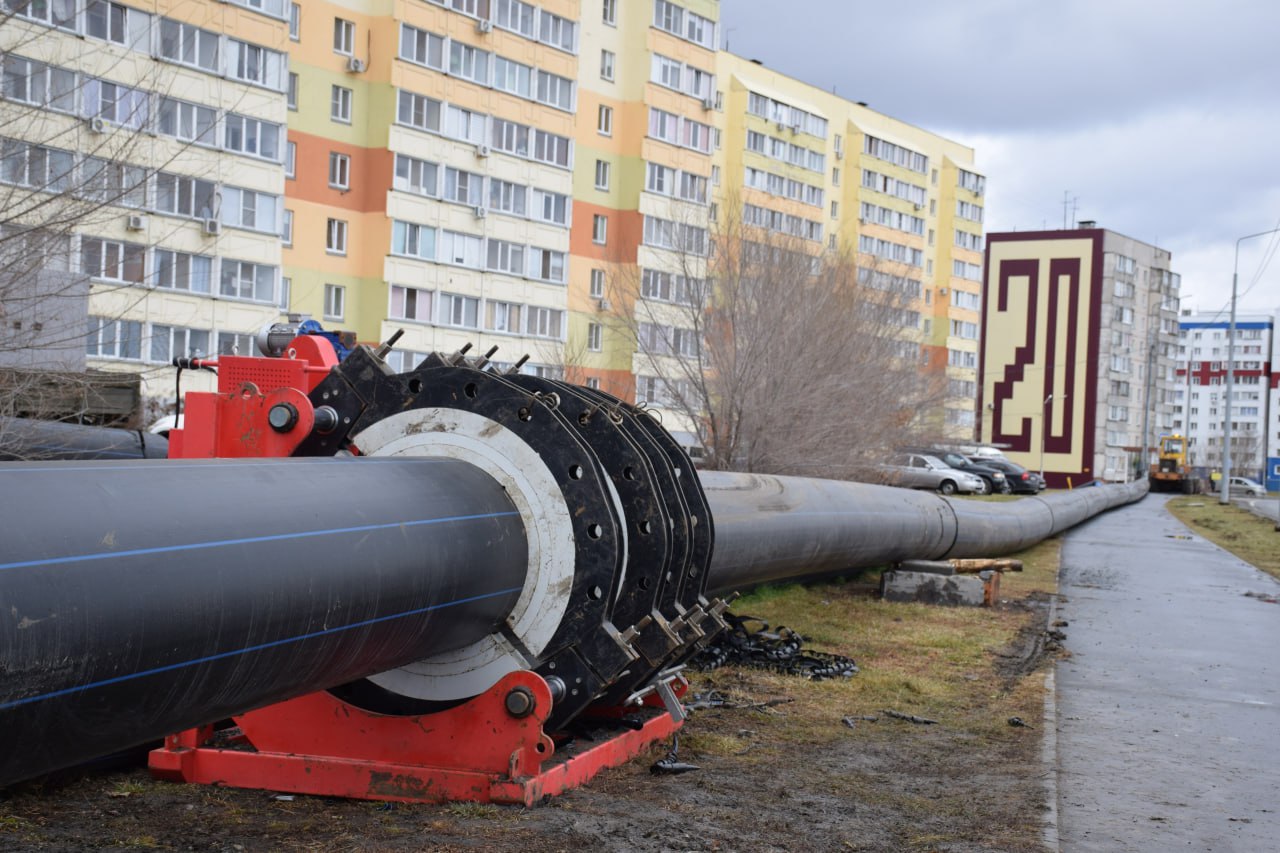 Сегодня глава города Курган Антон Науменко провёл свой очередной рабочий объезд, в рамках которого посетил несколько важных для города объектов, где в настоящий момент завершаются ремонтные и строительные работы Сегодня глава города Курган Антон Науменко провёл свой очередной рабочий объезд, в рамках которого посетил несколько важных для города объектов, где в настоящий момент завершаются ремонтные и строительные работы