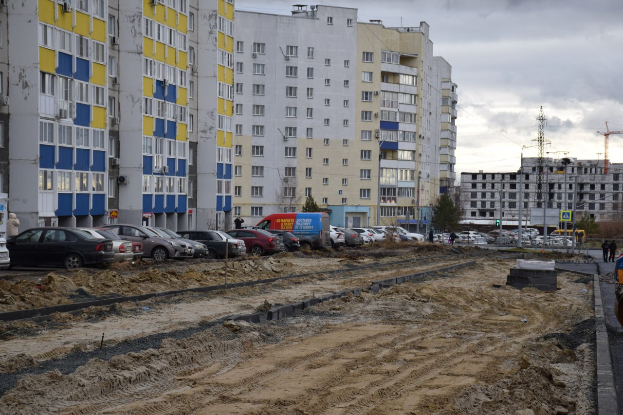 Сегодня глава города Курган Антон Науменко провёл свой очередной рабочий объезд, в рамках которого посетил несколько важных для города объектов, где в настоящий момент завершаются ремонтные и строительные работы Сегодня глава города Курган Антон Науменко провёл свой очередной рабочий объезд, в рамках которого посетил несколько важных для города объектов, где в настоящий момент завершаются ремонтные и строительные работы