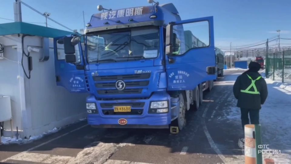  70 .       -     10  2025 