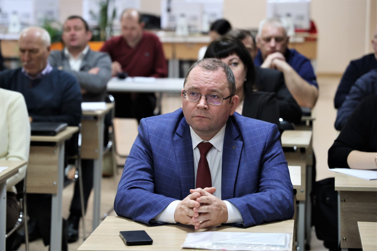 Муниципальные служащие Курганской области проходят обучение по программе «Деятельность органов государственной и муниципальной власти по профилактике терроризма» Муниципальные служащие Курганской области проходят обучение по программе «Деятельность органов государственной и муниципальной власти по профилактике терроризма»