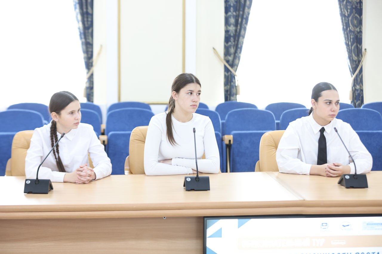 Школьники Каргапольского и Куртамышского округов познакомились с потенциалом региона в рамках образовательного тура «Курган – возможности роста» Школьники Каргапольского и Куртамышского округов познакомились с потенциалом региона в рамках образовательного тура «Курган – возможности роста»