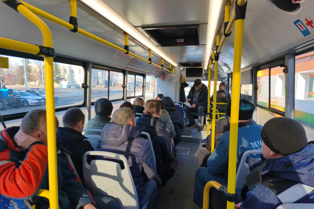 В микрорайоне города Кургана Тополя и Тополя-2 сегодня, 13 ноября, прошли очередные тактические учения по отработке вопросов взаимодействия по ликвидации ландшафтного пожара В микрорайоне города Кургана Тополя и Тополя-2 сегодня, 13 ноября, прошли очередные тактические учения по отработке вопросов взаимодействия по ликвидации ландшафтного пожара