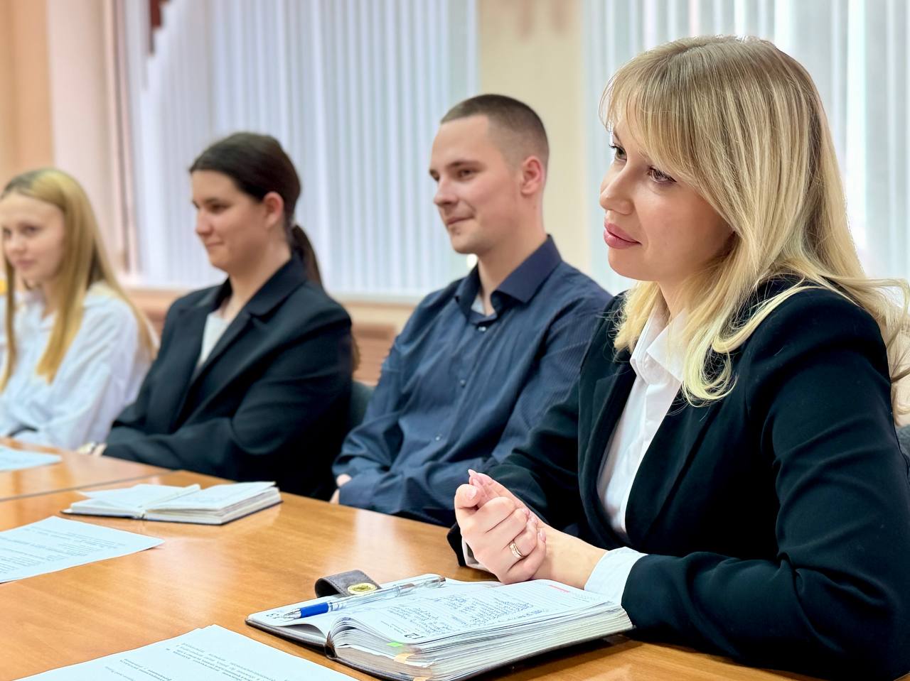 Сегодня в следственном управлении СК России по Курганской области под председательством руководителя регионального ведомства Сергея Витальевича Степанова состоялось заседание Совета молодых следователей Сегодня в следственном управлении СК России по Курганской области под председательством руководителя регионального ведомства Сергея Витальевича Степанова состоялось заседание Совета молодых следователей