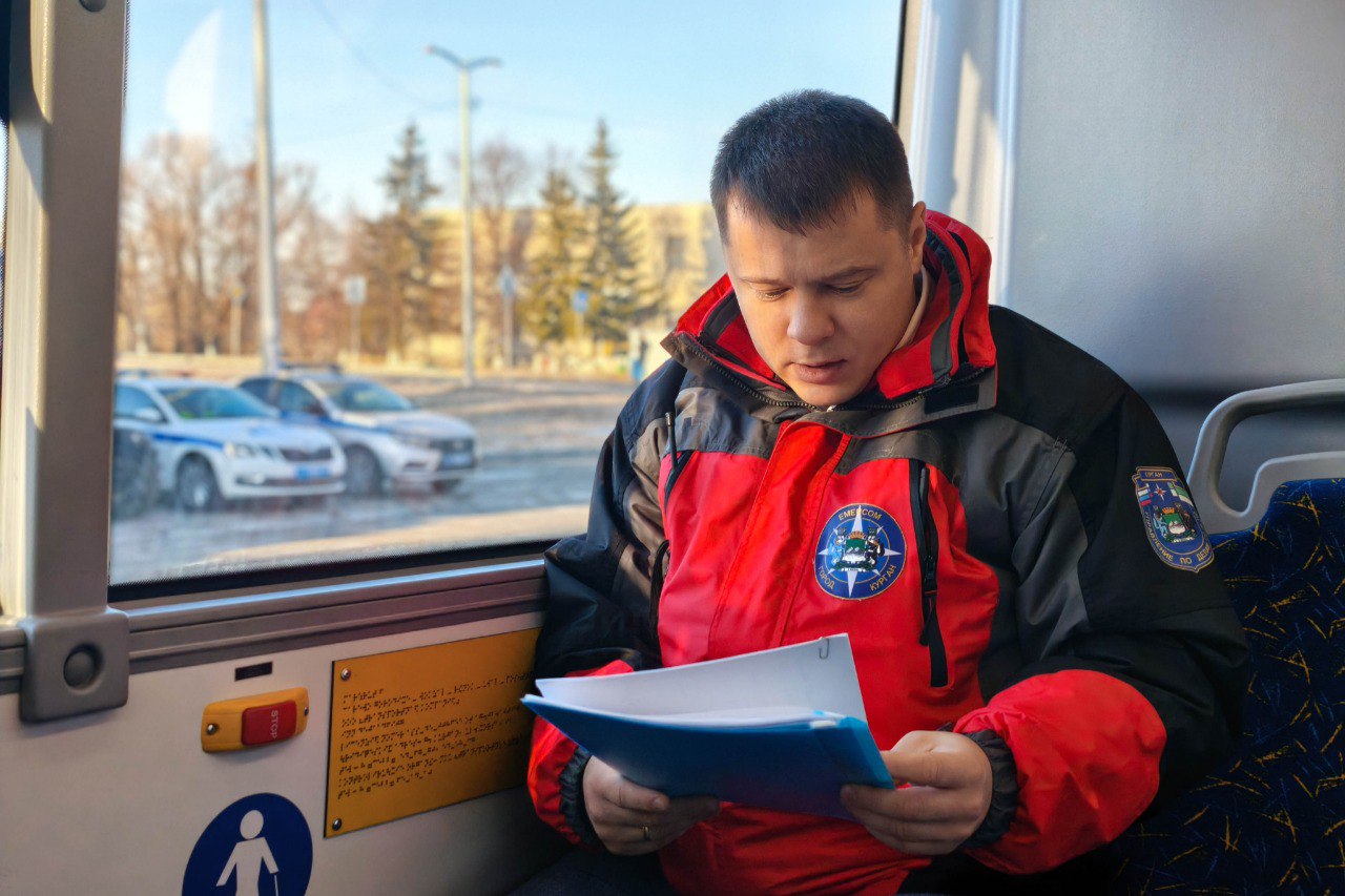 В микрорайоне города Кургана Тополя и Тополя-2 сегодня, 13 ноября, прошли очередные тактические учения по отработке вопросов взаимодействия по ликвидации ландшафтного пожара В микрорайоне города Кургана Тополя и Тополя-2 сегодня, 13 ноября, прошли очередные тактические учения по отработке вопросов взаимодействия по ликвидации ландшафтного пожара