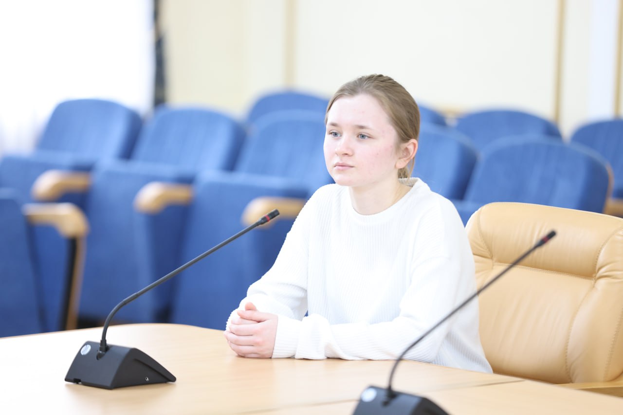 Школьники Каргапольского и Куртамышского округов познакомились с потенциалом региона в рамках образовательного тура «Курган – возможности роста» Школьники Каргапольского и Куртамышского округов познакомились с потенциалом региона в рамках образовательного тура «Курган – возможности роста»