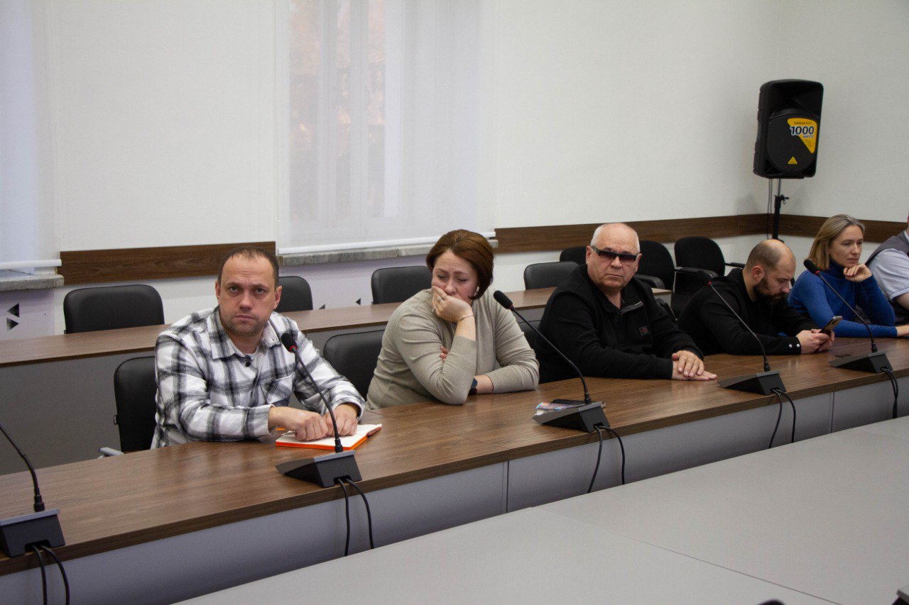 В администрации города состоялось очередное заседание штаба с управляющими компаниями по вопросам содержания и ремонта многоквартирных домов В администрации города состоялось очередное заседание штаба с управляющими компаниями по вопросам содержания и ремонта многоквартирных домов