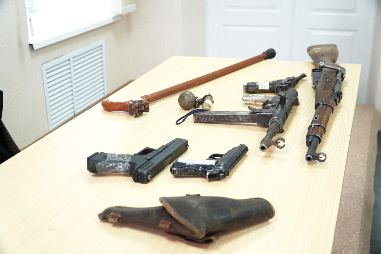 Курганские гимназисты посетили посетили Экспертно-криминалистический центр регионального УМВД В конце октября текущего года в ходе приёма граждан в приемной Президента Российской Федерации в Курганской области к начальнику... Курганские гимназисты посетили посетили Экспертно-криминалистический центр регионального УМВД В конце октября текущего года в ходе приёма граждан в приемной Президента Российской Федерации в Курганской области к начальнику...