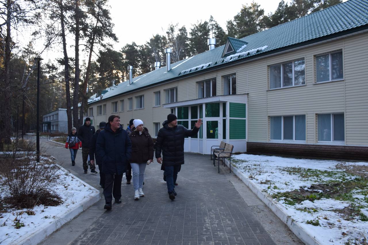 Антон Науменко: Сегодня субботний объезд начали с посещения наших загородных оздоровительных лагерей Антон Науменко: Сегодня субботний объезд начали с посещения наших загородных оздоровительных лагерей