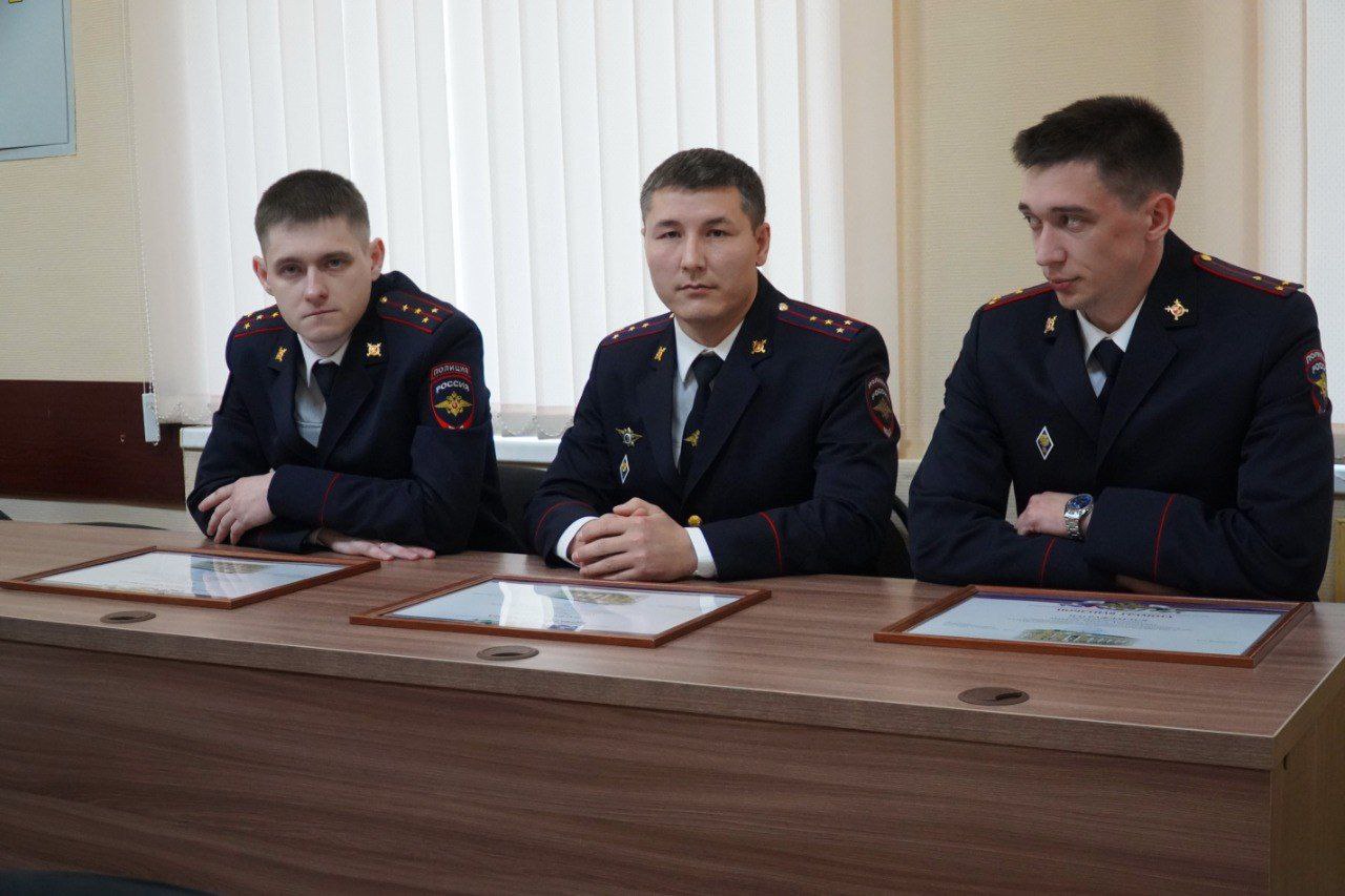 Сегодня отмечается 102 года со дня образования службы участковых уполномоченных МВД России Сегодня отмечается 102 года со дня образования службы участковых уполномоченных МВД России