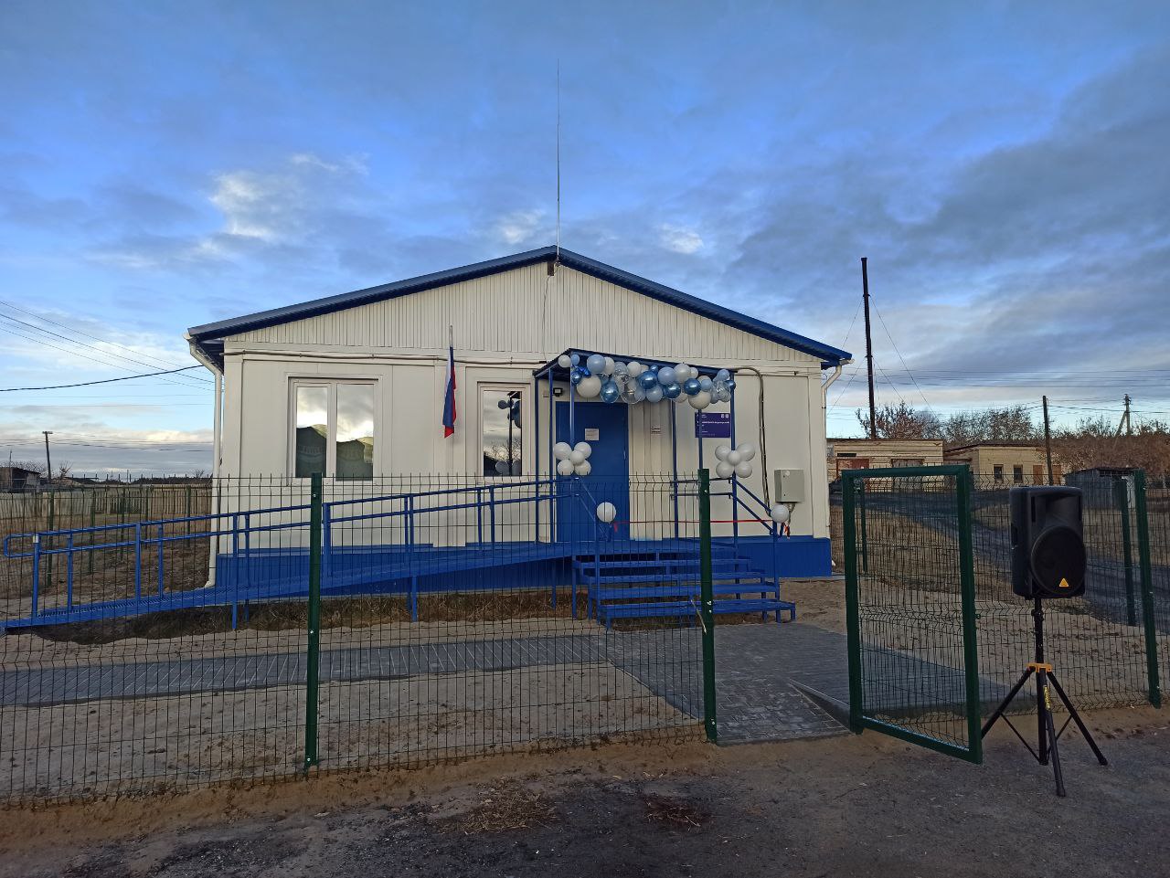 Сегодня сразу в двух сёлах Шатровского округа состоялось открытие новых модульных фельдшерско-акушерских пунктов - в Кондинском и Камышевке