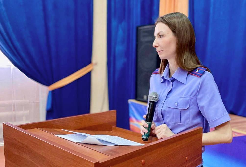 В рамках Всероссийской акции «День правовой помощи детям» представители следственного управления СК России по Курганской области встретились со студентами 1 и 2 курса отделения Курганского промышленного техникума