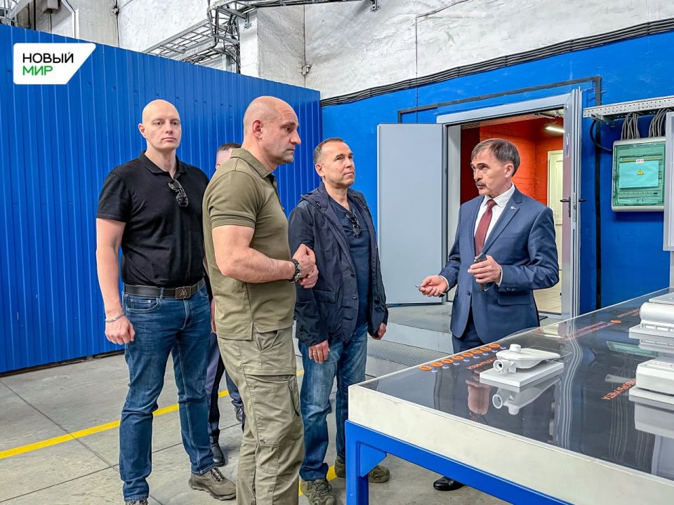  - .         ,      ,      :