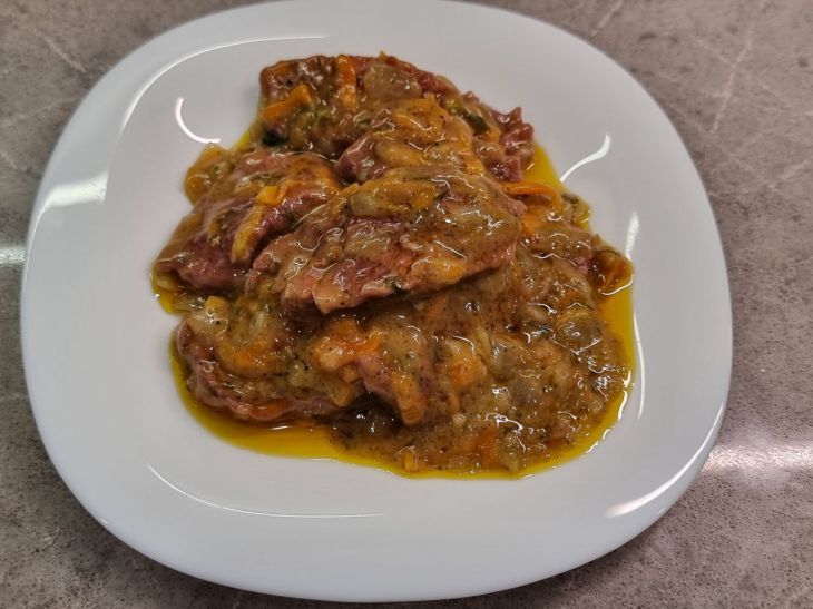 Достаточно 5 минут: подлива для пюре и макарон превратит блюда в шедевр