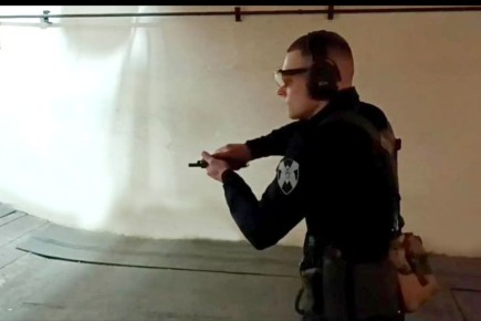 Офицер СОБР из Курганской области получил звание мастера спорта России по стрельбе