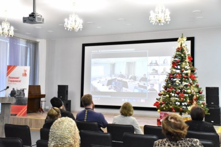             27         . ..     ...