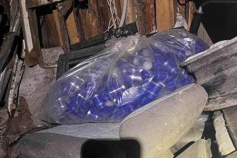 В ноябре текущего года в результате оперативно-розыскных мероприятий сотрудниками отдела по подрыву экономических основ организованной преступности УЭБиПК УМВД России по Курганской области при силовой поддержке... В ноябре текущего года в результате оперативно-розыскных мероприятий сотрудниками отдела по подрыву экономических основ организованной преступности УЭБиПК УМВД России по Курганской области при силовой поддержке...