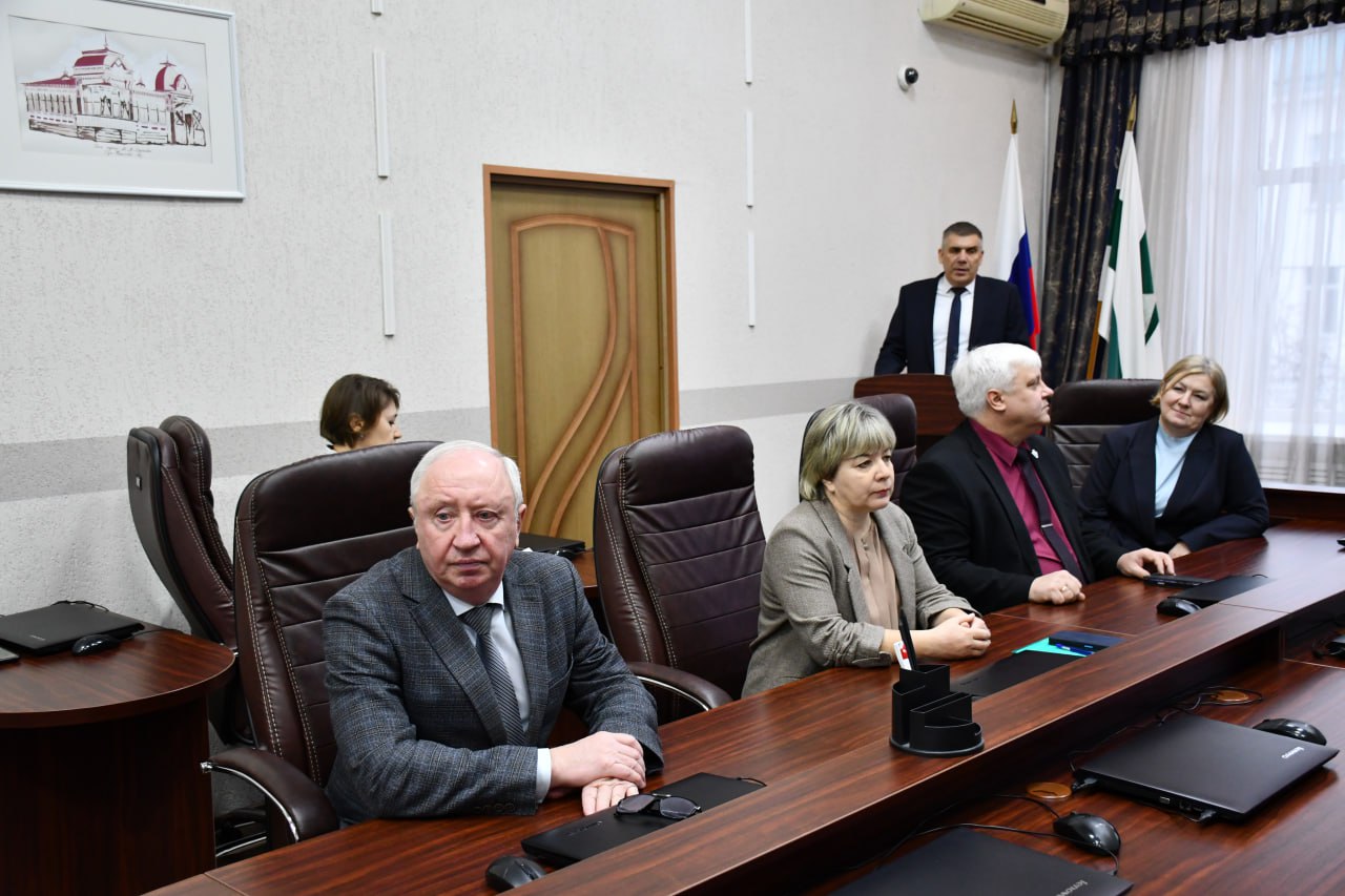 Члены Восточной и Западной ТИК города Кургана, а также УИК областного центра удостоились ведомственных наград за проведение выборов на высоком организационном уровне Члены Восточной и Западной ТИК города Кургана, а также УИК областного центра удостоились ведомственных наград за проведение выборов на высоком организационном уровне