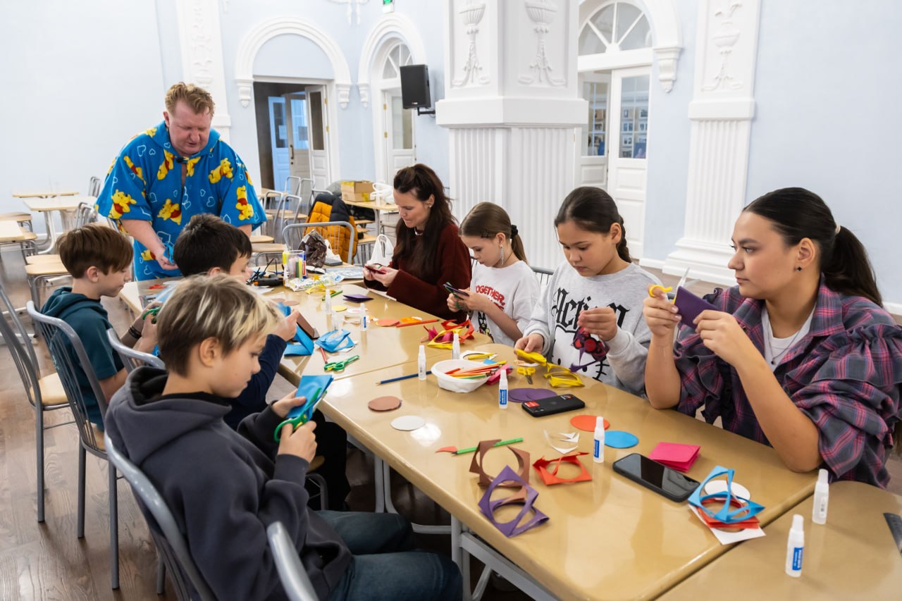 Курганский драматический театр присоединился к акции в поддержку российских военнослужащих