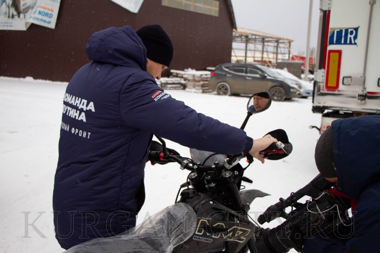 Администрация города Кургана присоединилась к отправке очередной партии гуманитарного груза в зону СВО Администрация города Кургана присоединилась к отправке очередной партии гуманитарного груза в зону СВО