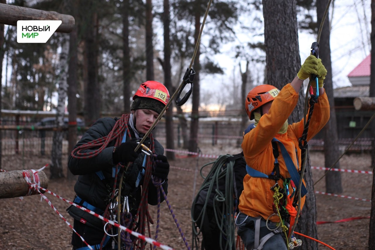 На Станции детского и юношеского туризма и экскурсий царила особая атмосфера — сосредоточенность, спортивный азарт и дух товарищества На Станции детского и юношеского туризма и экскурсий царила особая атмосфера — сосредоточенность, спортивный азарт и дух товарищества