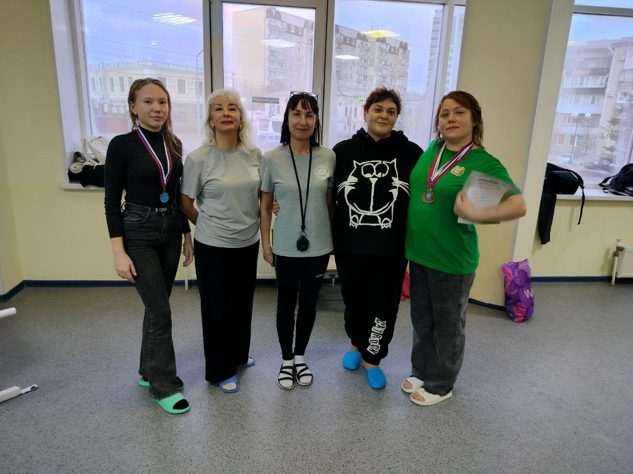 «Спорт – норма жизни». В минувшие выходные прошли соревнования «Эстафета ГТО» среди муниципальных служащих города Кургана, посвященные 80-летию Победы в Великой Отечественной войне «Спорт – норма жизни». В минувшие выходные прошли соревнования «Эстафета ГТО» среди муниципальных служащих города Кургана, посвященные 80-летию Победы в Великой Отечественной войне