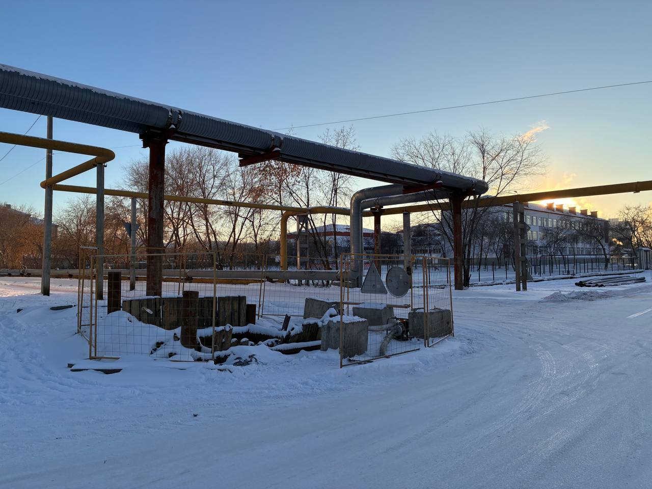 Шадринские власти держат на контроле ремонт коллектора